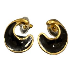 Monet Black Enamel and Gold tone small swish pierced earrings. JB2
